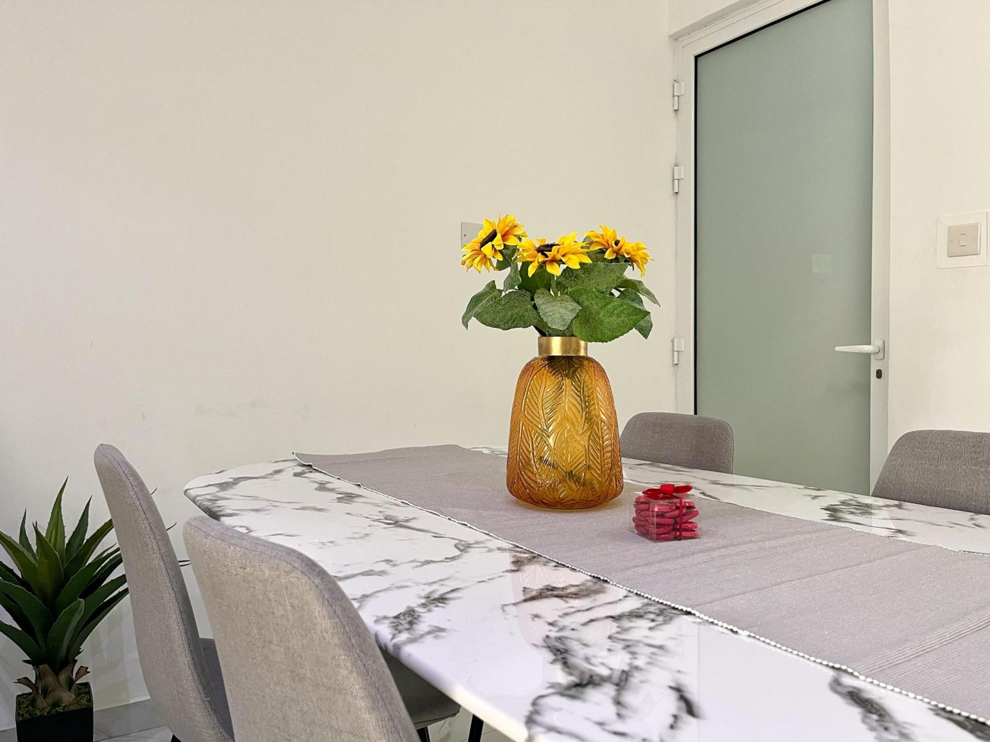 Marina Apartments Msida Exteriér fotografie